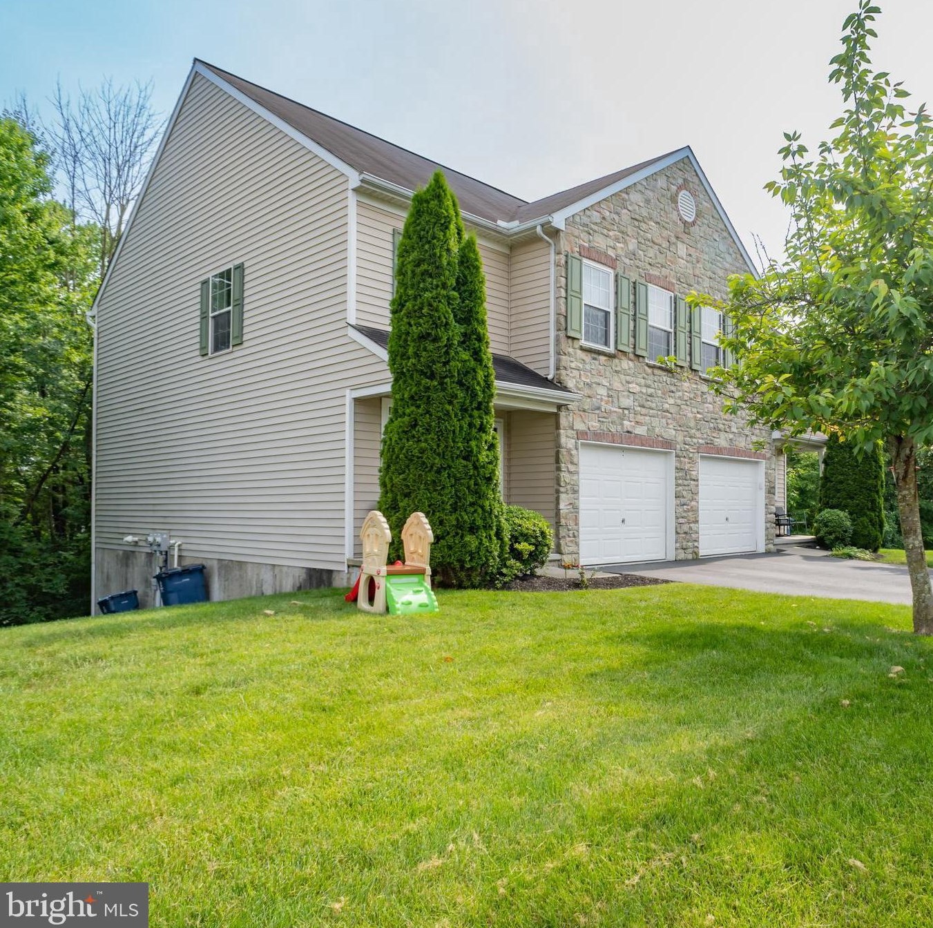 339 Buckley Dr, Harrisburg PA  17112-2729 exterior