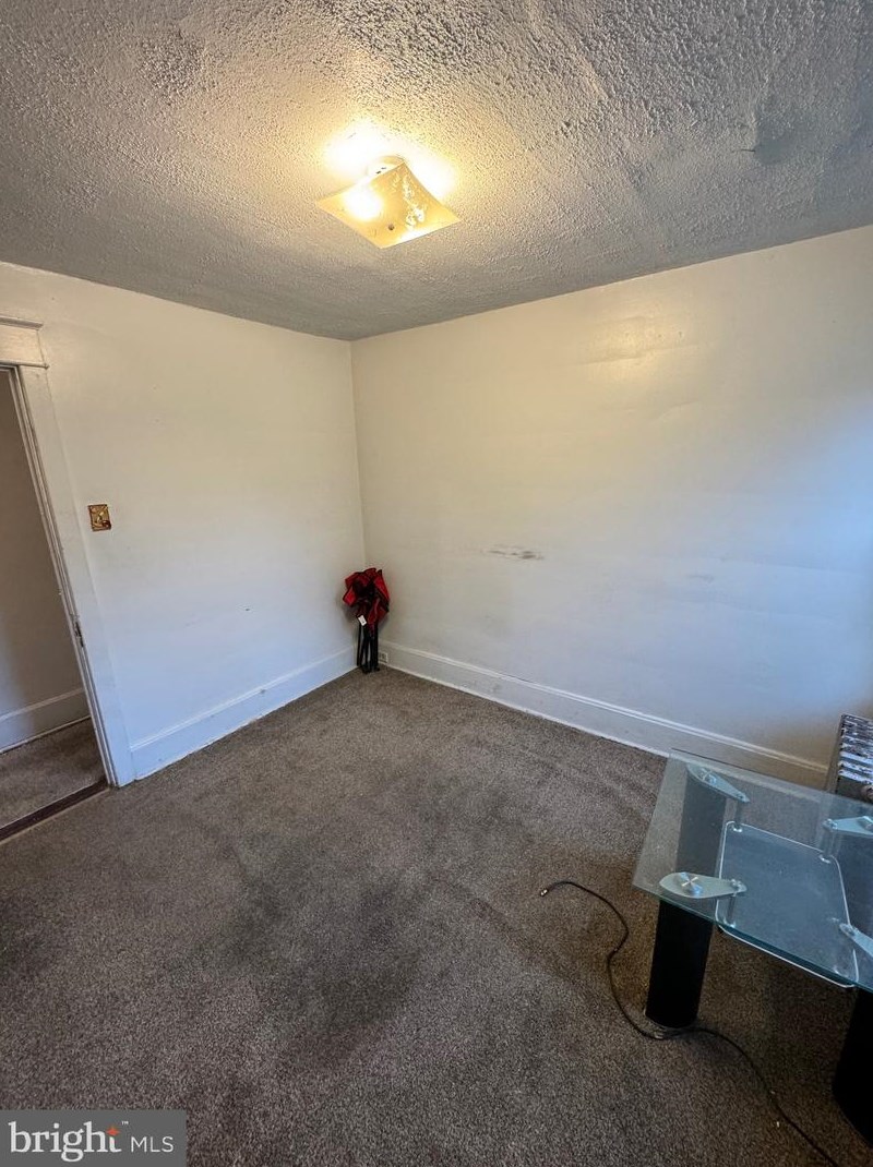 1855 Holly St, Harrisburg PA  17104-1201 exterior