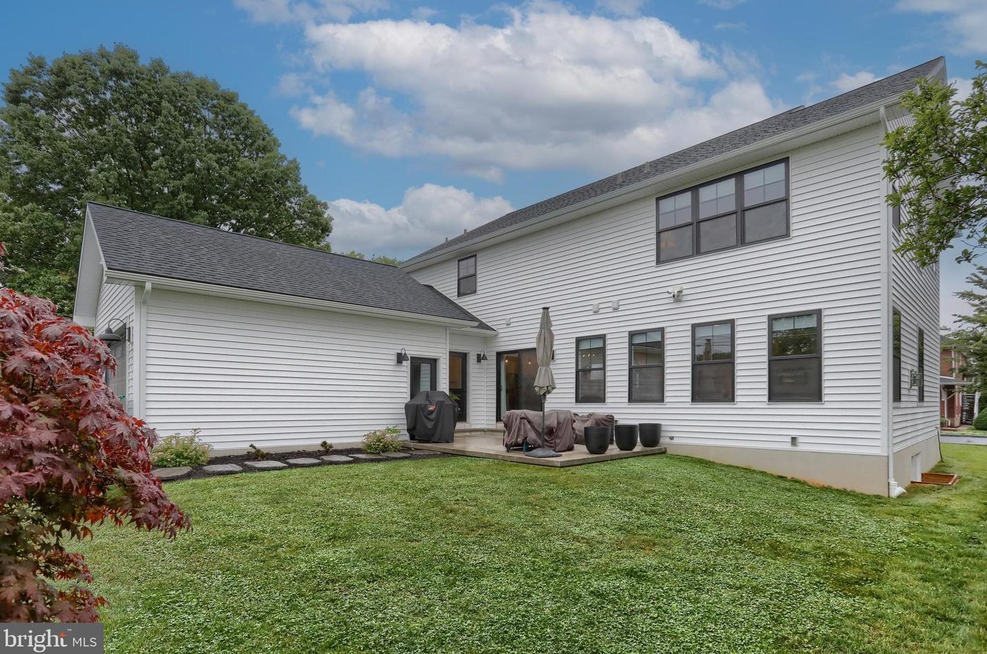 212 Areba Ave, Swatara PA  17033-1301 exterior