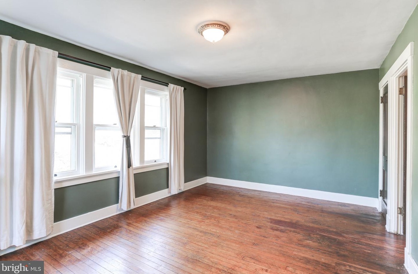 21 30th St, Harrisburg PA  17103-1921 exterior