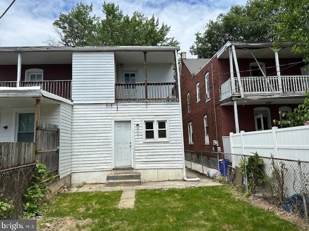 1815 Boas St, Harrisburg PA  17103-1527 exterior