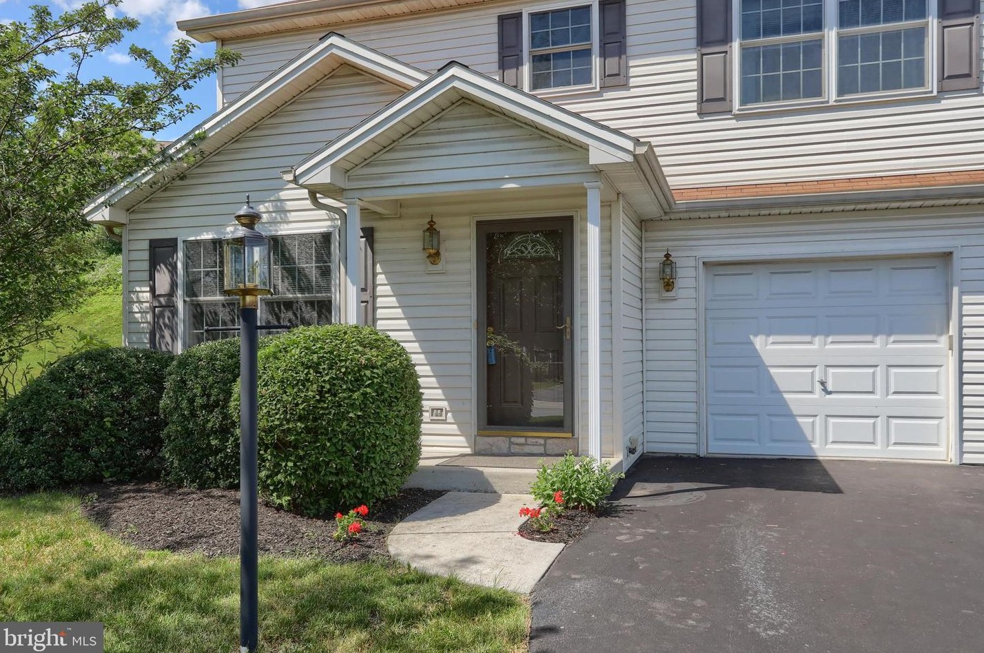 486 Princeton Rd, Harrisburg PA  17111-3561 exterior