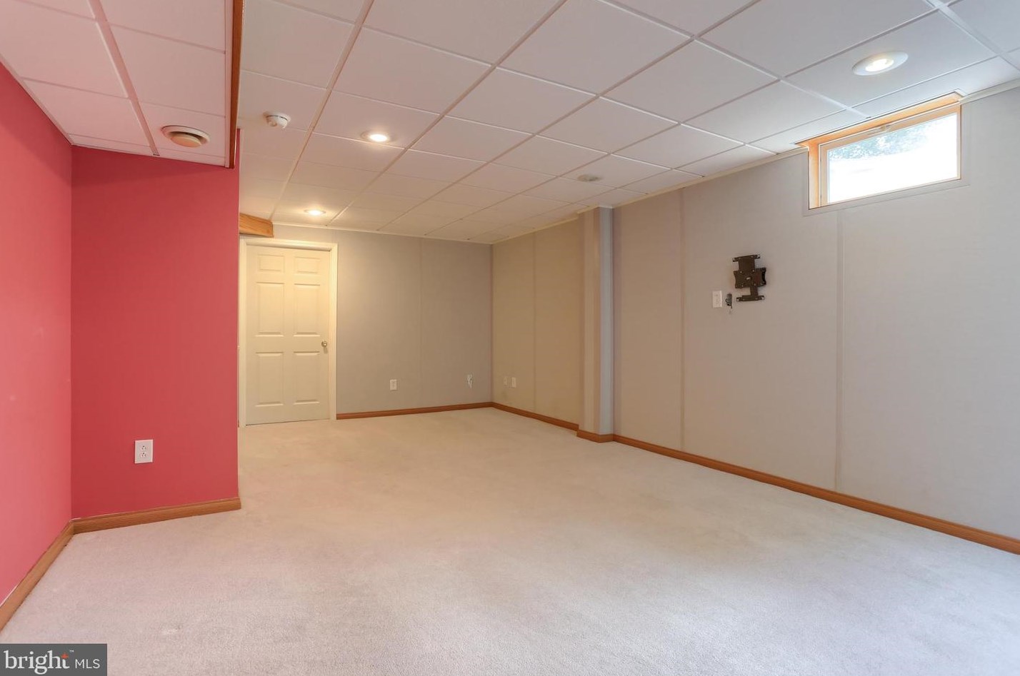 486 Princeton Rd, Harrisburg PA  17111-3561 exterior