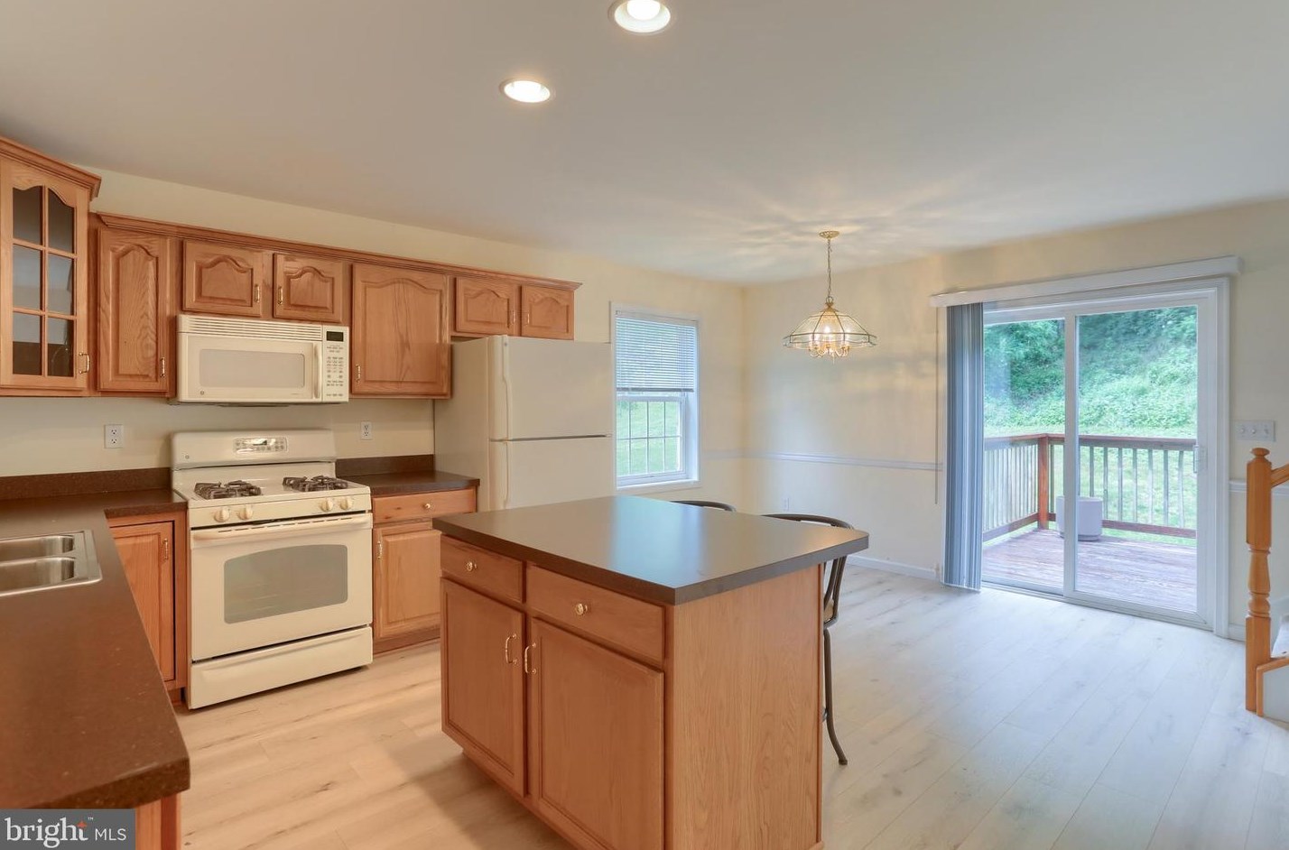 486 Princeton Rd, Harrisburg PA  17111-3561 exterior