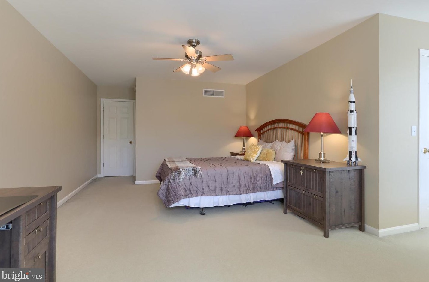 1908 Limestone Dr, Hummelstown PA 17036-7020 exterior