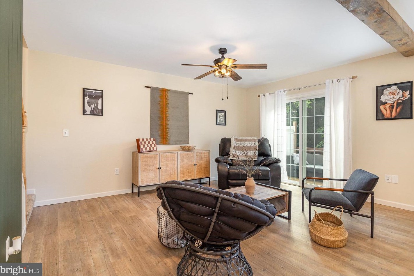 664 Winding Ln, Harrisburg PA  17111-2338 exterior