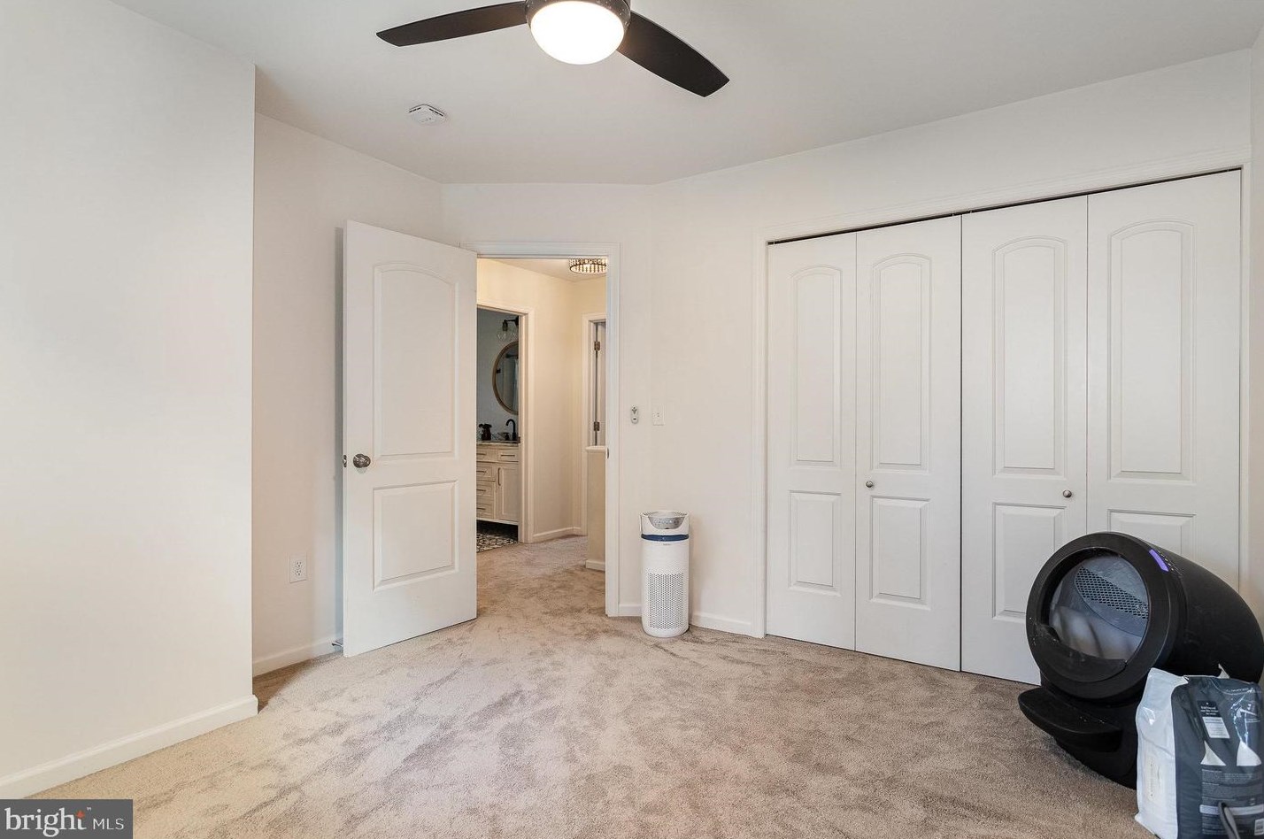 664 Winding Ln, Harrisburg PA  17111-2338 exterior