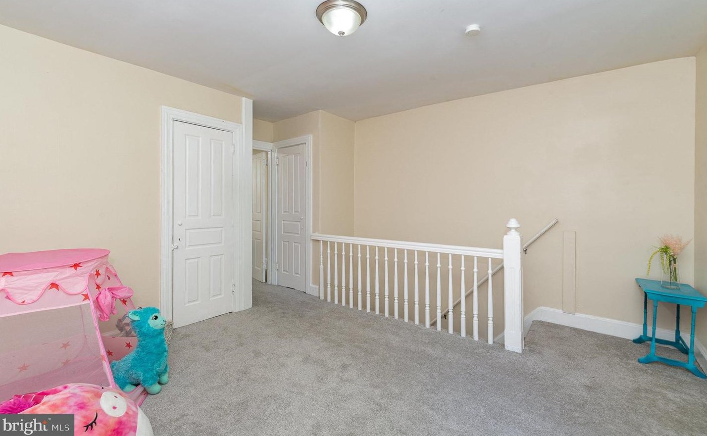652 Emerald St, Harrisburg PA  17110-2432 exterior