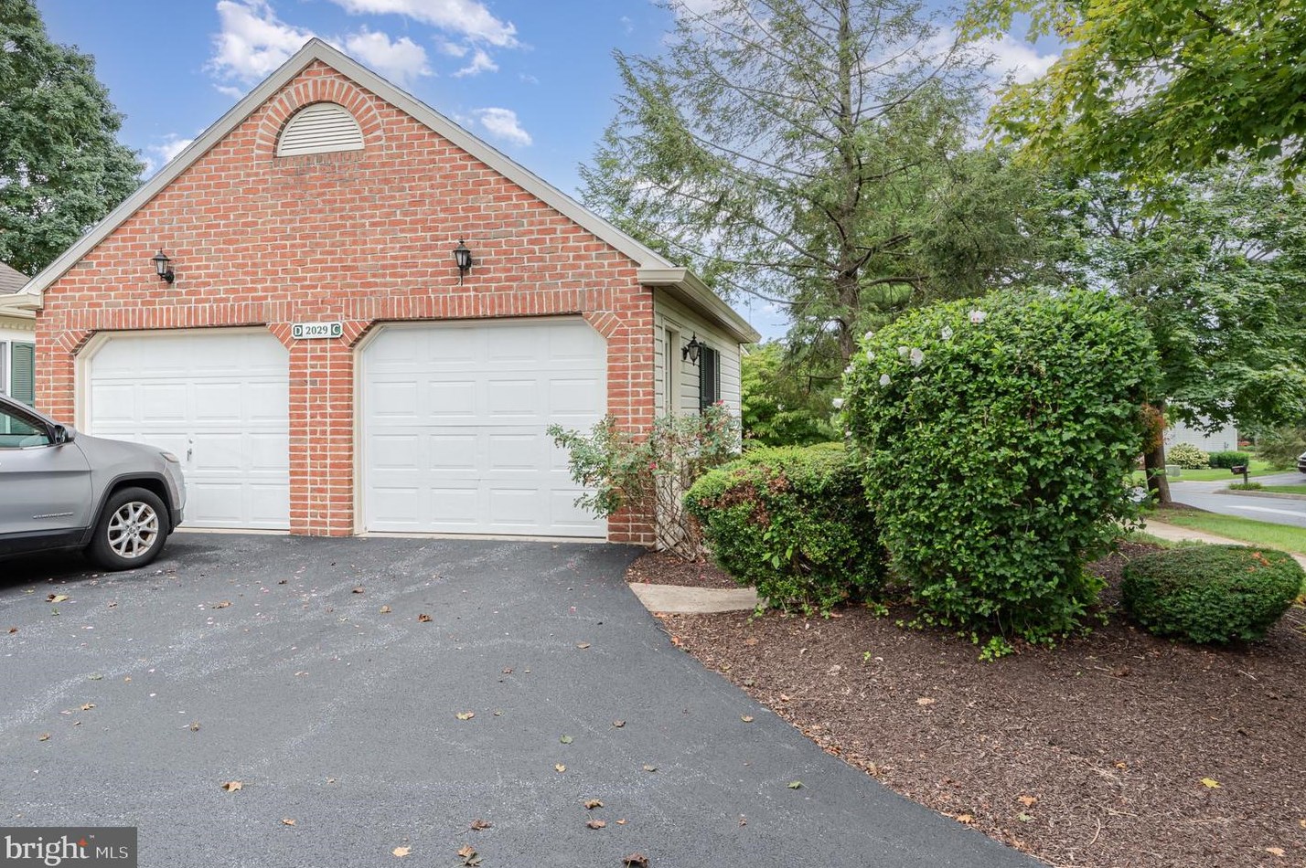 2029 Raleigh Rd, Hummelstown PA  17036-8984 exterior
