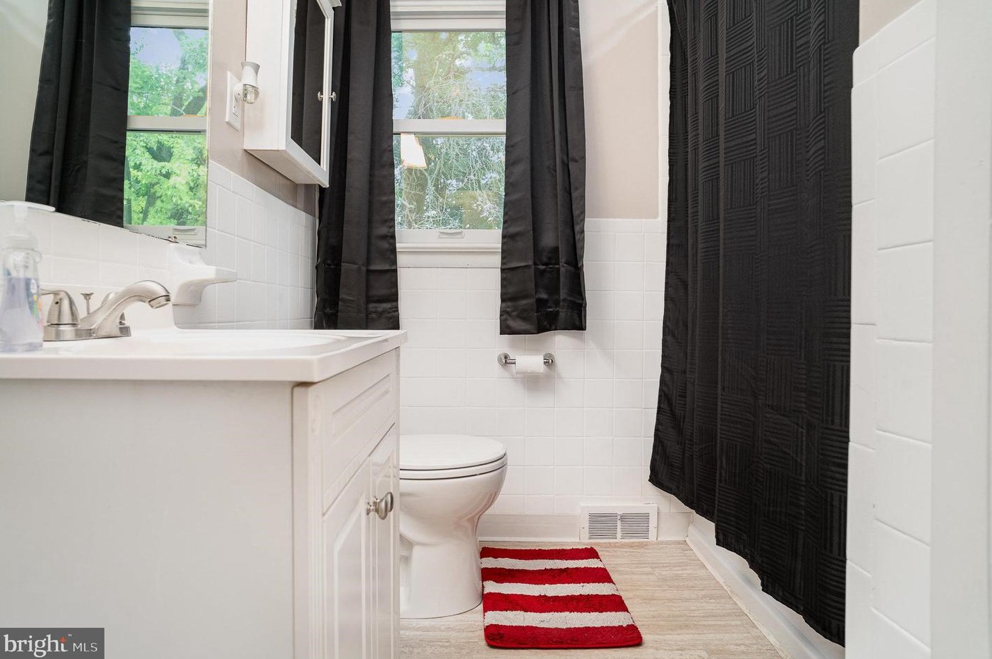 1502 Kay St, Harrisburg PA  17109-5620 exterior