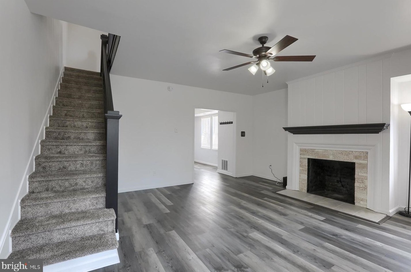 2305 Penn St, Harrisburg PA  17110-1046 exterior