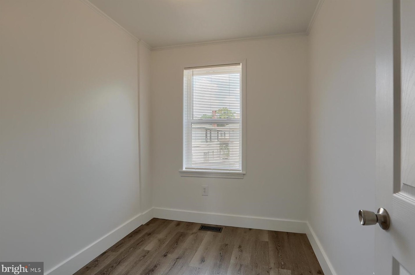 2305 Penn St, Harrisburg PA  17110-1046 exterior