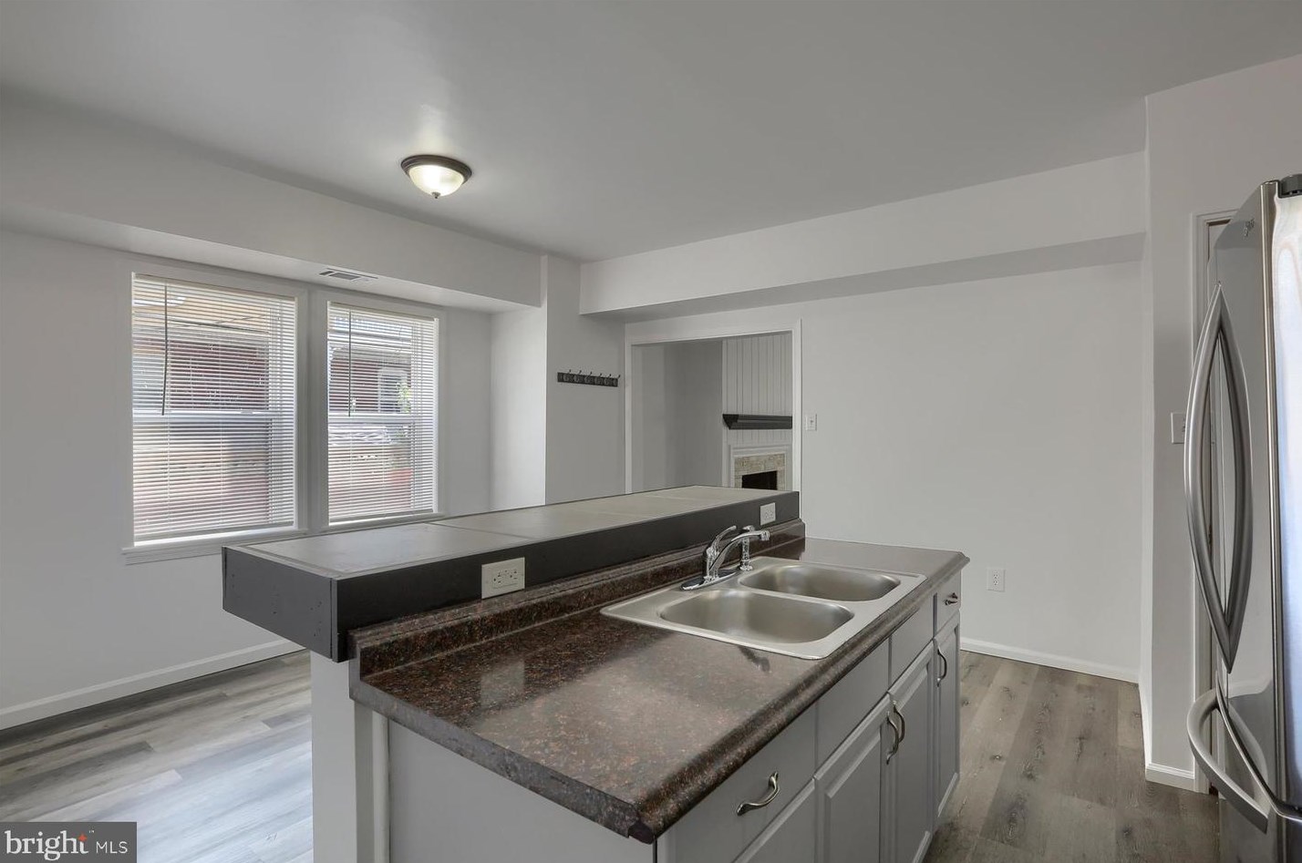 2305 Penn St, Harrisburg PA  17110-1046 exterior