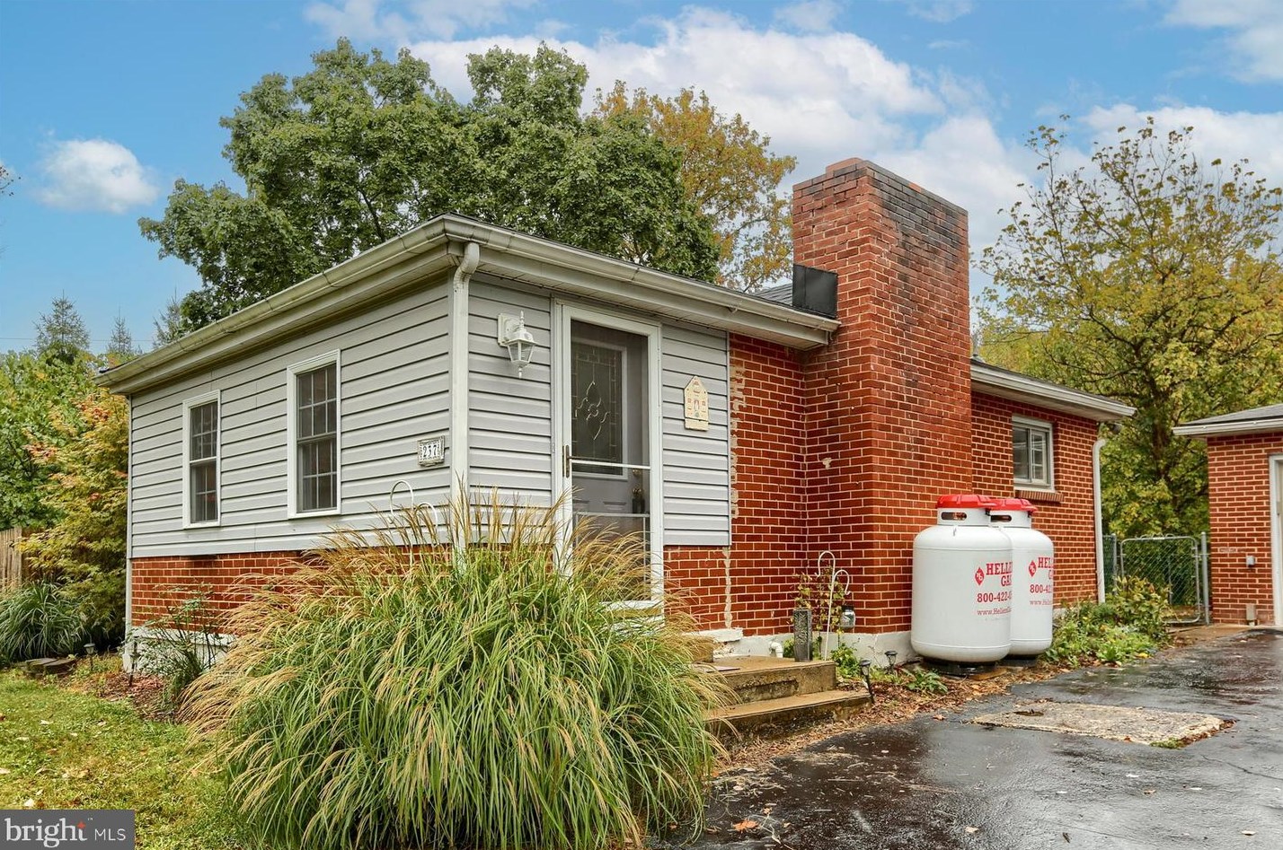 237 Piketown Rd, Harrisburg PA  17112-9348 exterior