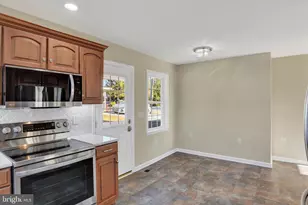 5646 Union Deposit Rd, Harrisburg, PA 17111 - Photo 11