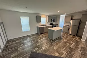 108 Elmwood Dr, Middletown, PA 17057 - Photo 3