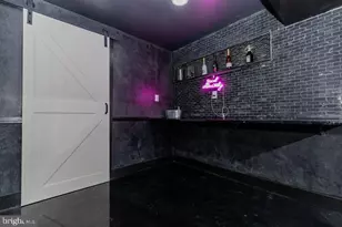 2407 Brown St, Harrisburg, PA 17109 - Photo 21