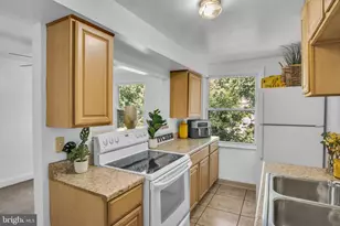 2260 Kensington St, Harrisburg, PA 17104 - Photo 9