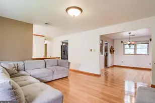 3810 Manor Dr, Harrisburg, PA 17110 - Photo 7