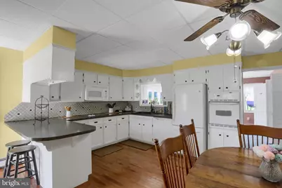 457 E Market Street, Williamstown, PA 17098 - Photo 11