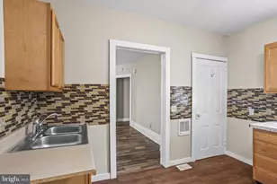 235 W 2nd St, Hummelstown, PA 17036 - Photo 13