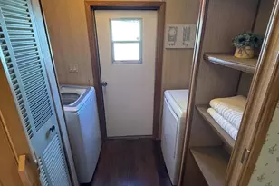 2 Caravan Ct, Middletown, PA 17057 - Photo 9