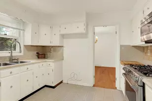 4113 Cotswold Dr, Harrisburg, PA 17110 - Photo 11