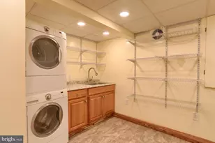 5691 Chambers Hill Rd, Harrisburg, PA 17111 - Photo 37