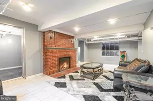 2304 N 2nd St, Harrisburg, PA 17110 - Photo 11