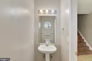 5772 Hidden Lake Dr, Harrisburg, PA 17111 - Photo 5