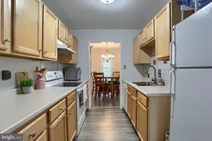 31 Fairfax Village S, Harrisburg, PA 17112 - Photo 7