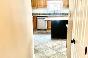 2040 Chevy Chase Dr, Harrisburg, PA 17110 - Photo 11