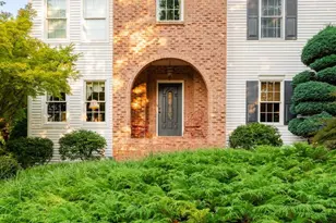 5785 Catherine St, Harrisburg, PA 17112 - Photo 3