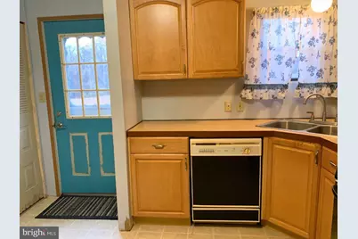 8 Midland Drive, Millersburg, PA 17061 - Photo 3