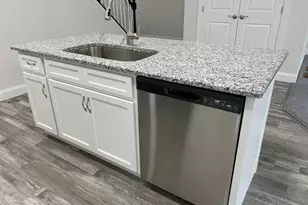 126 Magnolia Dr, Middletown, PA 17057 - Photo 7