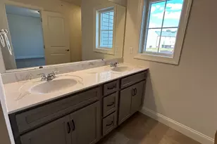 132 Magnolia Dr, Middletown, PA 17057 - Photo 13