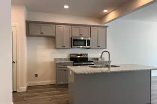 132 Magnolia Dr, Middletown, PA 17057 - Photo 5