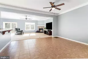 4545 Laurelwood Dr, Harrisburg, PA 17110 - Photo 7