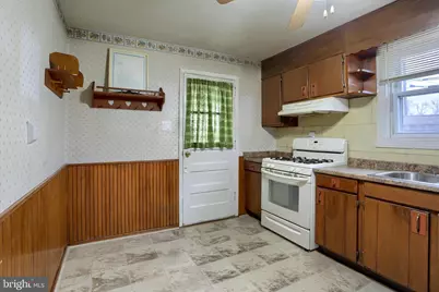 346 E Roosevelt Avenue, Middletown, PA 17057 - Photo 13