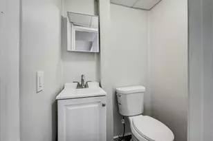 638 S 2nd St, Steelton, PA 17113 - Photo 25