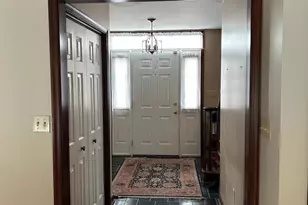 2430 E Bayberry Dr, Harrisburg, PA 17112 - Photo 9