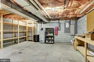 1719 Bennington Dr, Harrisburg, PA 17112 - Photo 39