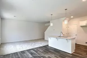 7848 Oakbrook Dr, Harrisburg, PA 17112 - Photo 9