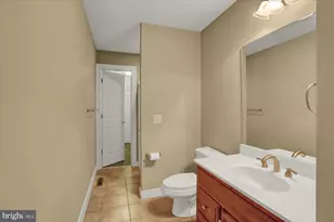 4528 Laurelwood Dr, Harrisburg, PA 17110 - Photo 27