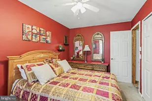 2028 Mt Vernon Cir, Harrisburg, PA 17110 - Photo 19