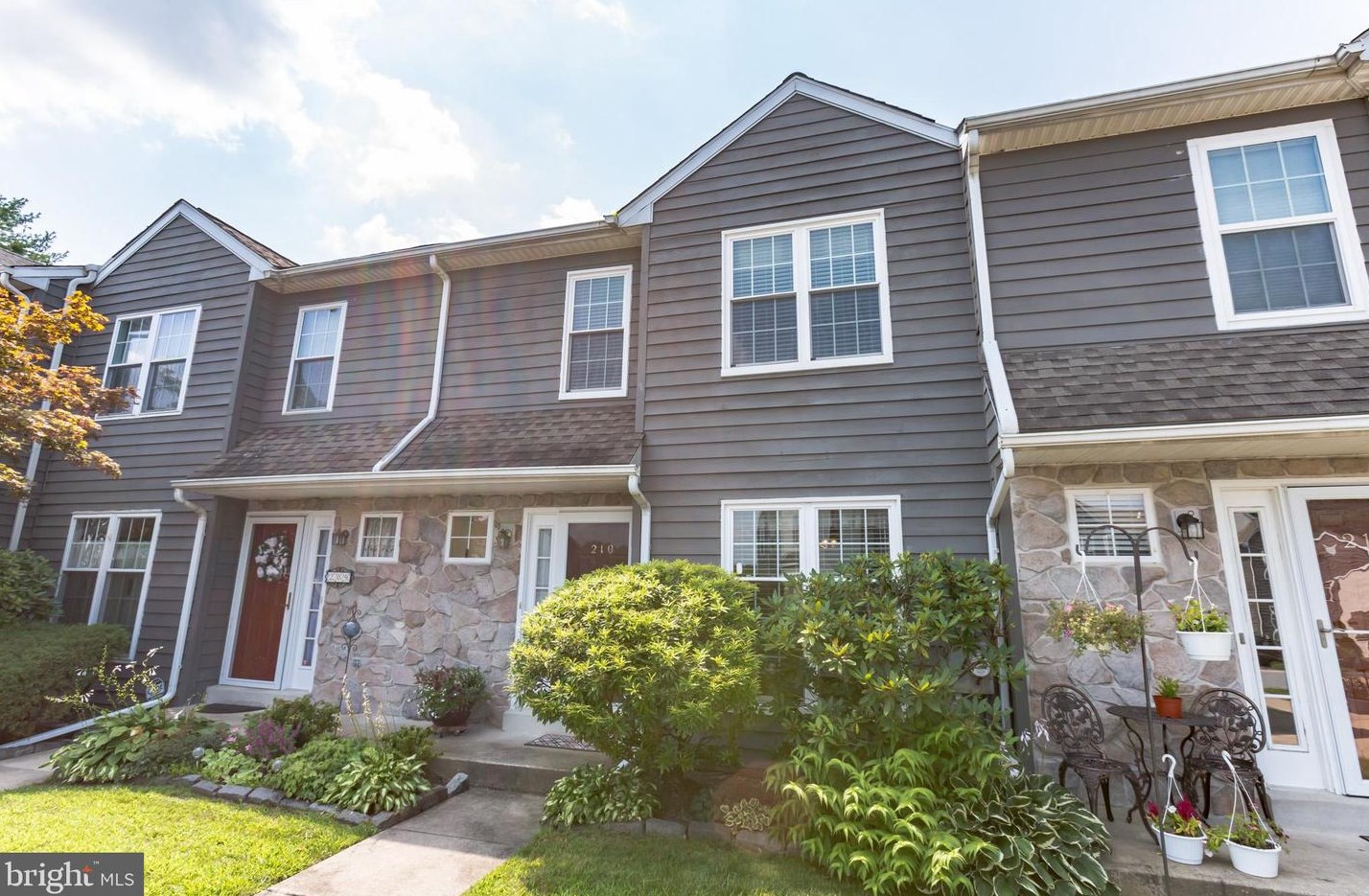 210 Moria Pl, Chester PA  19014-1263 exterior