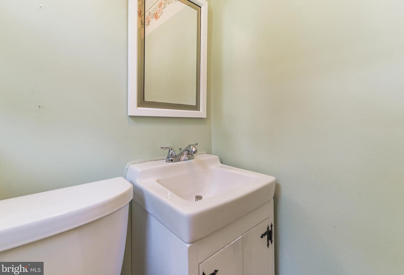 4947 Jefferson Dr, Chester PA  19015-1011 exterior