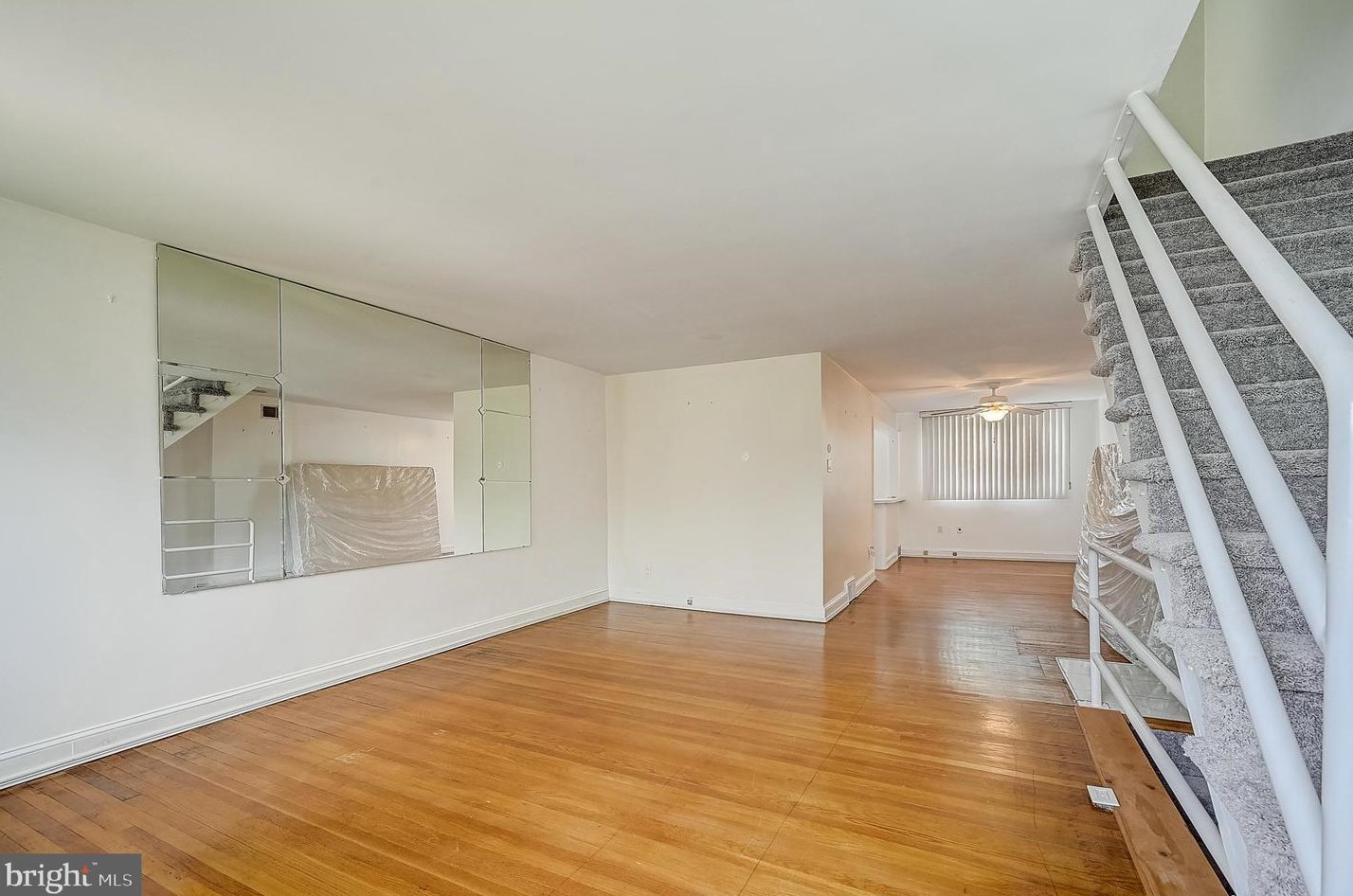 2280 Harwood Ave, Upper Darby PA 19082-5406 exterior