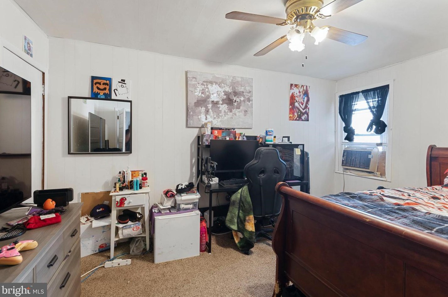 3027 6 St, Chester PA 19013-4210 exterior