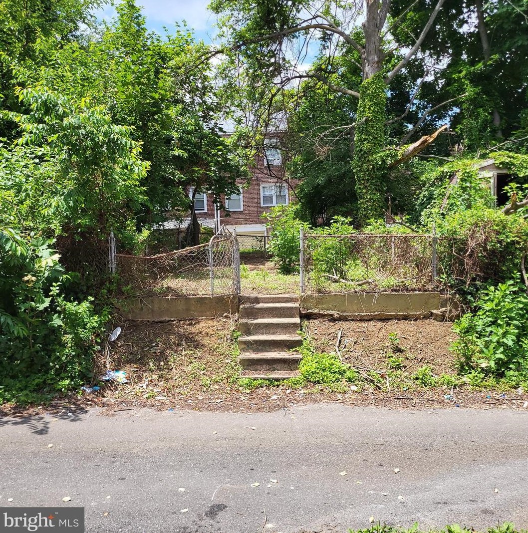 214 21st St, Chester PA  19013-4916 exterior